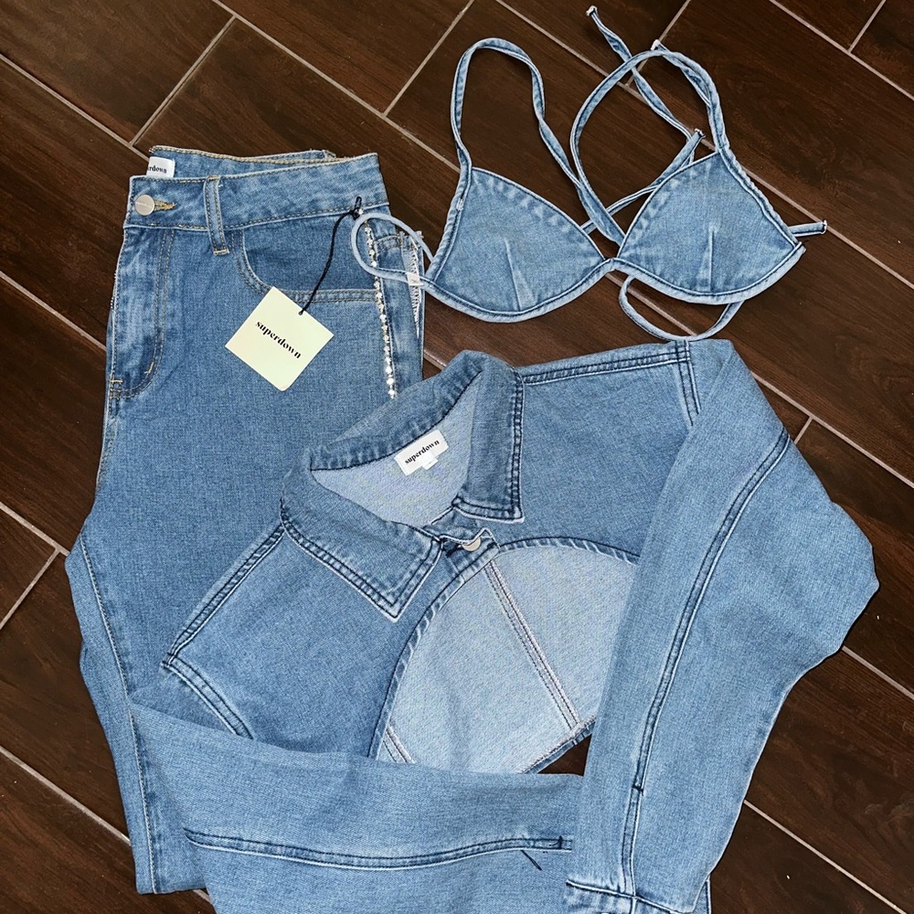 “Superdown” denim set
